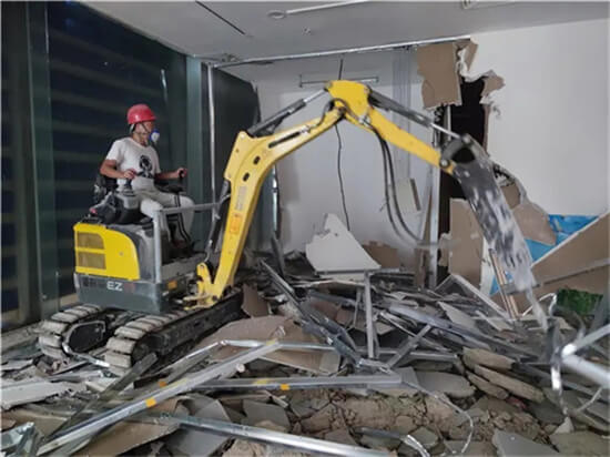 室内拆除小挖机