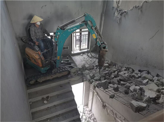 租挖机和买挖机哪个划算